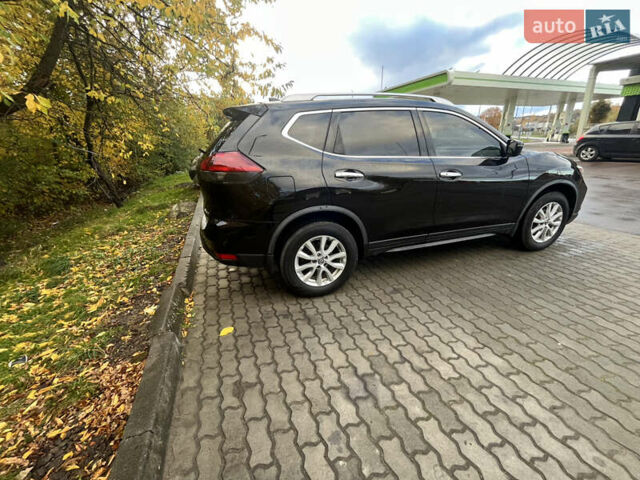 Черный Ниссан Rogue, объемом двигателя 2.49 л и пробегом 81 тыс. км за 14500 $, фото 8 на Automoto.ua