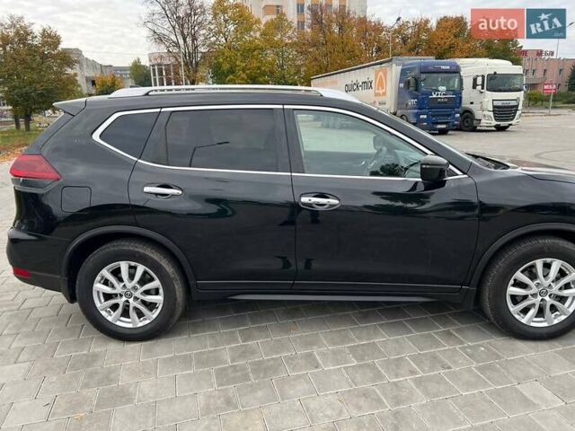 Черный Ниссан Rogue, объемом двигателя 2.49 л и пробегом 61 тыс. км за 14800 $, фото 24 на Automoto.ua
