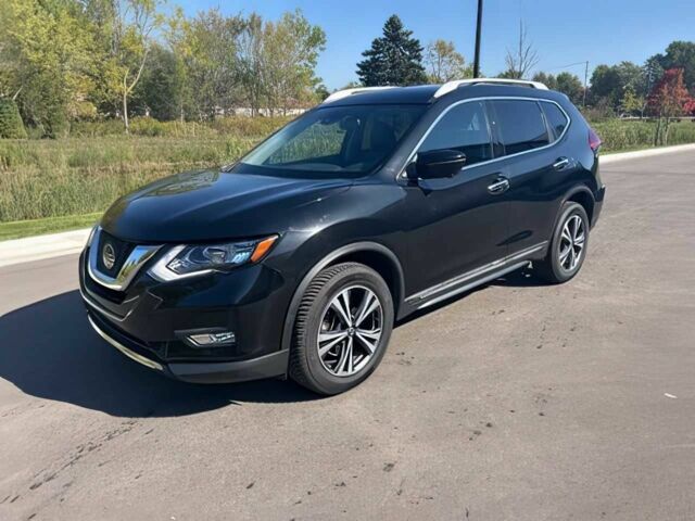 Черный Ниссан Rogue, объемом двигателя 2.5 л и пробегом 43 тыс. км за 11200 $, фото 2 на Automoto.ua