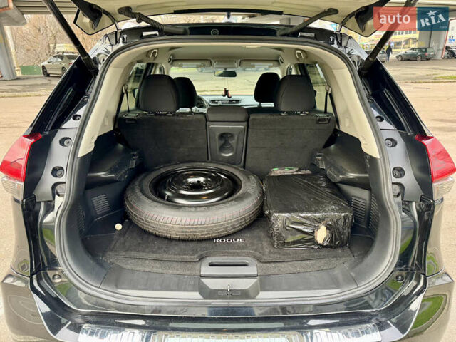 Чорний Ніссан Rogue, об'ємом двигуна 2.49 л та пробігом 136 тис. км за 17300 $, фото 14 на Automoto.ua