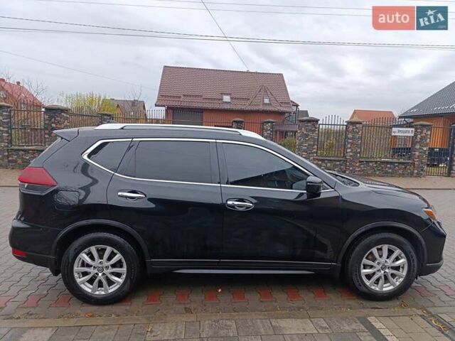 Черный Ниссан Rogue, объемом двигателя 2.49 л и пробегом 157 тыс. км за 13500 $, фото 5 на Automoto.ua