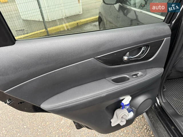 Черный Ниссан Rogue, объемом двигателя 2.49 л и пробегом 83 тыс. км за 17490 $, фото 25 на Automoto.ua