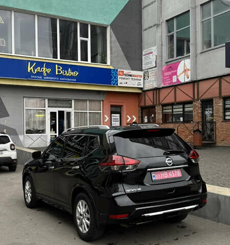 Черный Ниссан Rogue, объемом двигателя 2.49 л и пробегом 210 тыс. км за 14600 $, фото 6 на Automoto.ua