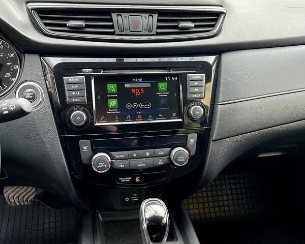 Черный Ниссан Rogue, объемом двигателя 2.5 л и пробегом 101 тыс. км за 17200 $, фото 16 на Automoto.ua