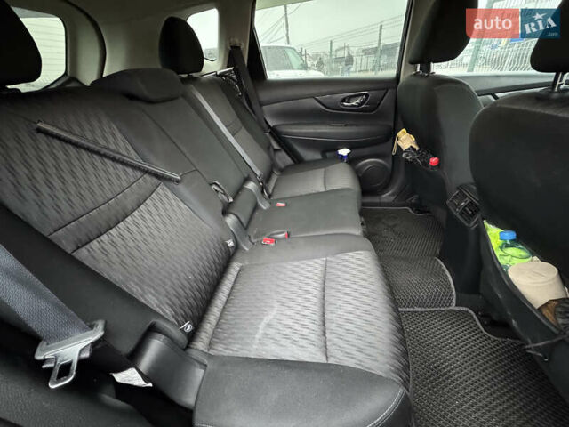 Черный Ниссан Rogue, объемом двигателя 2.49 л и пробегом 83 тыс. км за 17490 $, фото 32 на Automoto.ua