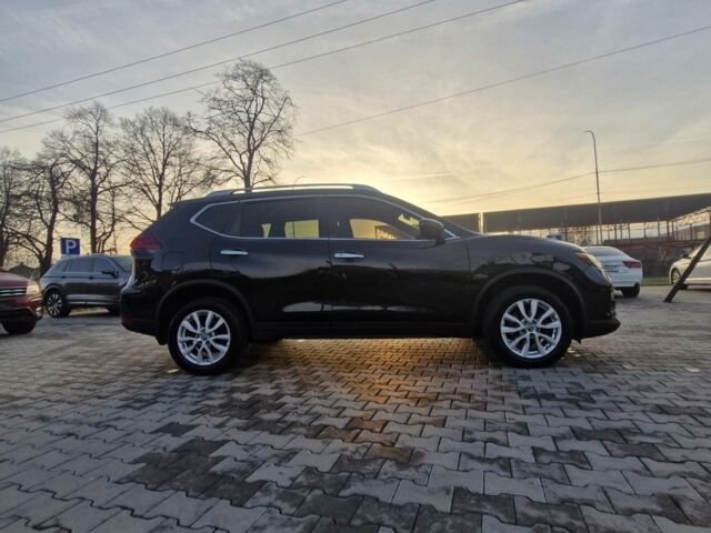 Черный Ниссан Rogue, объемом двигателя 2.5 л и пробегом 199 тыс. км за 14500 $, фото 6 на Automoto.ua