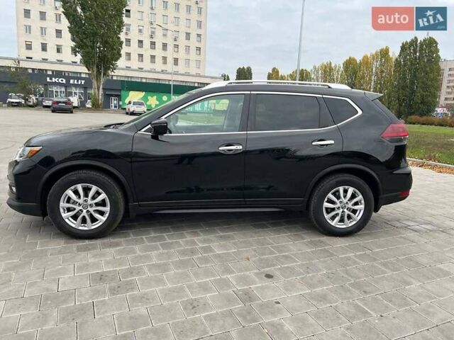 Черный Ниссан Rogue, объемом двигателя 2.49 л и пробегом 61 тыс. км за 14800 $, фото 6 на Automoto.ua
