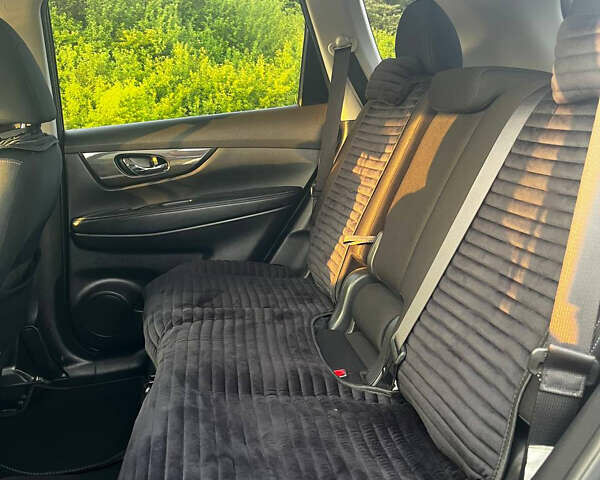 Черный Ниссан Rogue, объемом двигателя 2.49 л и пробегом 59 тыс. км за 17300 $, фото 8 на Automoto.ua