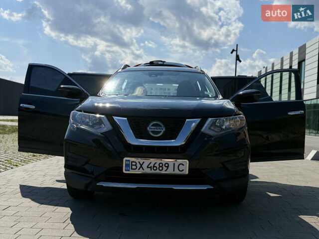 Черный Ниссан Rogue, объемом двигателя 2.49 л и пробегом 192 тыс. км за 14200 $, фото 27 на Automoto.ua