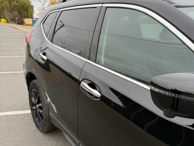 Чорний Ніссан Rogue, об'ємом двигуна 2.5 л та пробігом 178 тис. км за 13500 $, фото 3 на Automoto.ua