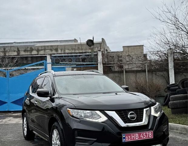 Чорний Ніссан Rogue, об'ємом двигуна 0 л та пробігом 210 тис. км за 14600 $, фото 2 на Automoto.ua