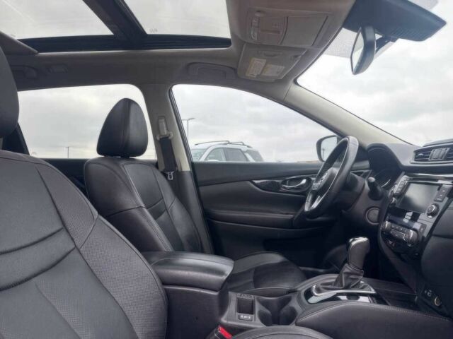 Черный Ниссан Rogue, объемом двигателя 2.5 л и пробегом 37 тыс. км за 7000 $, фото 8 на Automoto.ua