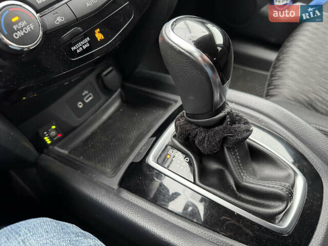 Черный Ниссан Rogue, объемом двигателя 2.49 л и пробегом 83 тыс. км за 17490 $, фото 22 на Automoto.ua