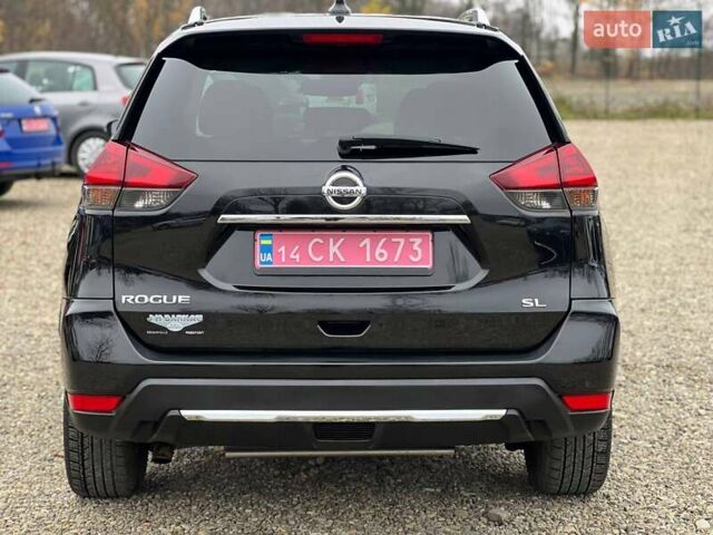Черный Ниссан Rogue, объемом двигателя 2.5 л и пробегом 177 тыс. км за 14800 $, фото 6 на Automoto.ua