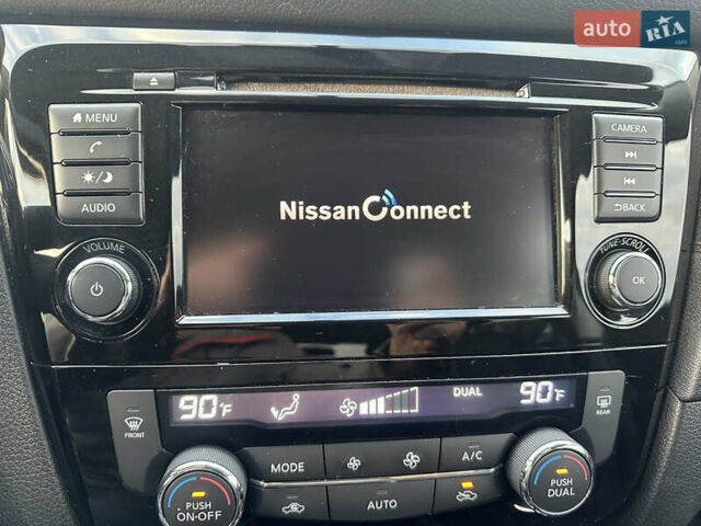 Черный Ниссан Rogue, объемом двигателя 2.49 л и пробегом 120 тыс. км за 16900 $, фото 8 на Automoto.ua