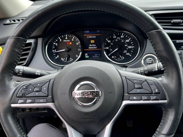 Черный Ниссан Rogue, объемом двигателя 2.5 л и пробегом 101 тыс. км за 17200 $, фото 22 на Automoto.ua