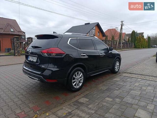 Черный Ниссан Rogue, объемом двигателя 2.49 л и пробегом 157 тыс. км за 13500 $, фото 4 на Automoto.ua