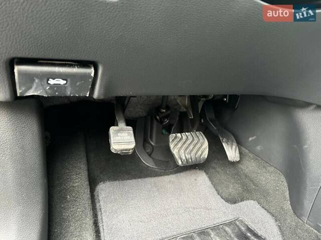 Черный Ниссан Rogue, объемом двигателя 2.49 л и пробегом 61 тыс. км за 14800 $, фото 13 на Automoto.ua