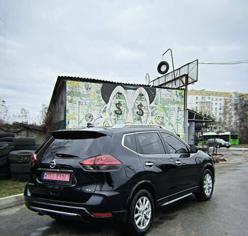 Черный Ниссан Rogue, объемом двигателя 2.49 л и пробегом 210 тыс. км за 14600 $, фото 4 на Automoto.ua