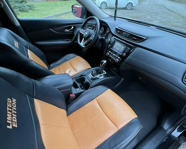 Черный Ниссан Rogue, объемом двигателя 2.49 л и пробегом 161 тыс. км за 14300 $, фото 55 на Automoto.ua