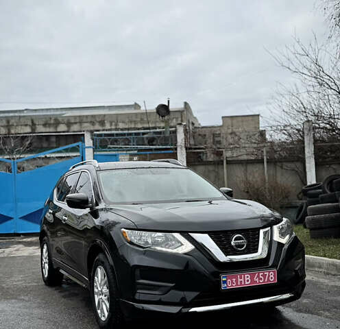 Черный Ниссан Rogue, объемом двигателя 2.49 л и пробегом 210 тыс. км за 14600 $, фото 1 на Automoto.ua