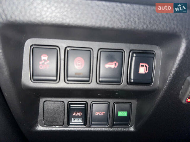 Чорний Ніссан Rogue, об'ємом двигуна 2.49 л та пробігом 88 тис. км за 17700 $, фото 11 на Automoto.ua