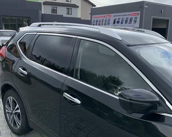 Черный Ниссан Rogue, объемом двигателя 2.49 л и пробегом 62 тыс. км за 13500 $, фото 5 на Automoto.ua