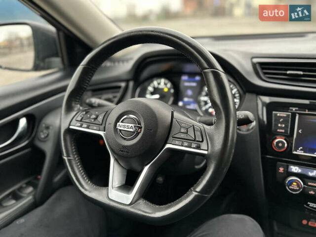 Чорний Ніссан Rogue, об'ємом двигуна 2.5 л та пробігом 190 тис. км за 14500 $, фото 10 на Automoto.ua