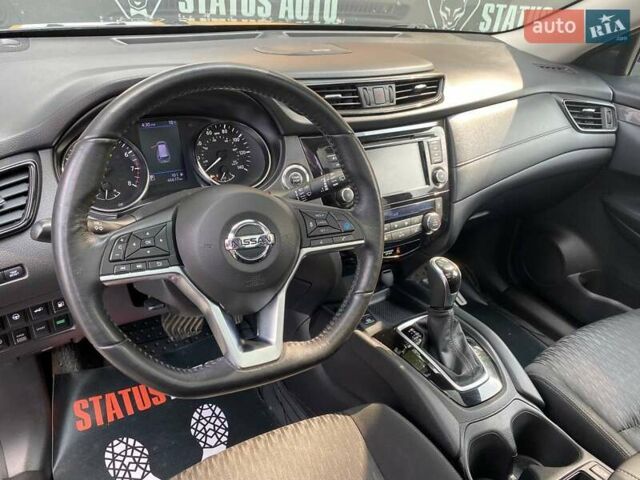 Черный Ниссан Rogue, объемом двигателя 2.49 л и пробегом 46 тыс. км за 18700 $, фото 14 на Automoto.ua