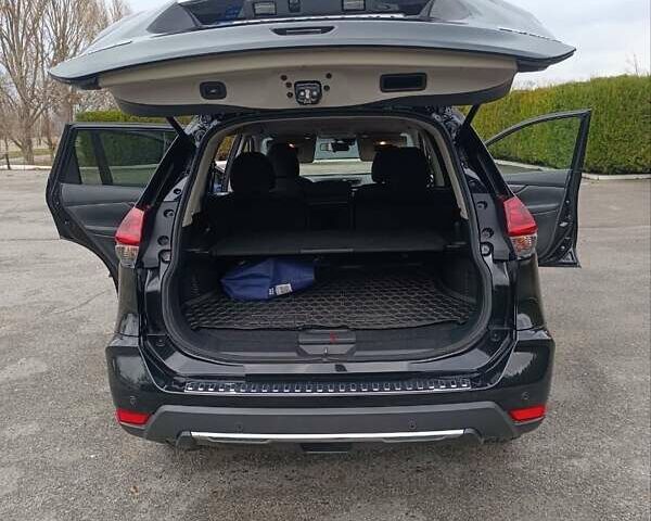 Чорний Ніссан Rogue, об'ємом двигуна 2.49 л та пробігом 68 тис. км за 17700 $, фото 62 на Automoto.ua