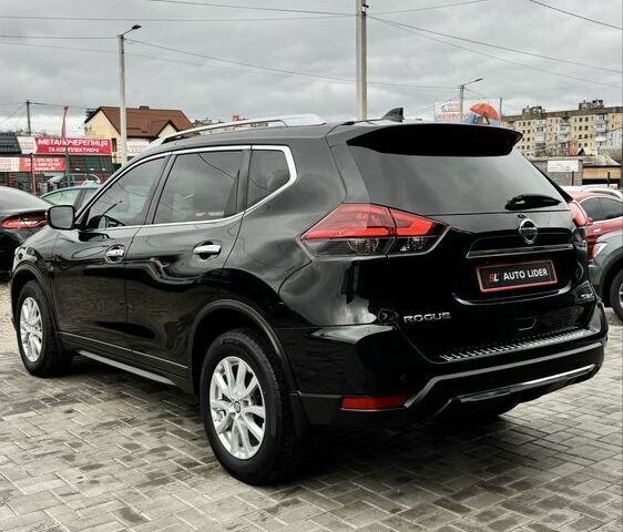 Черный Ниссан Rogue, объемом двигателя 2.5 л и пробегом 123 тыс. км за 16600 $, фото 6 на Automoto.ua