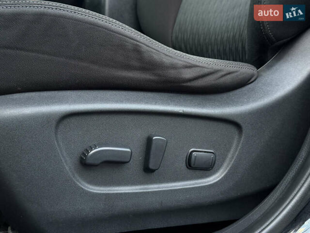Черный Ниссан Rogue, объемом двигателя 2.49 л и пробегом 143 тыс. км за 17499 $, фото 20 на Automoto.ua