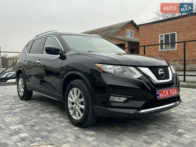 Черный Ниссан Rogue, объемом двигателя 2.5 л и пробегом 92 тыс. км за 16200 $, фото 6 на Automoto.ua