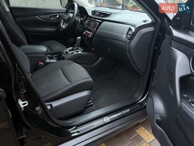 Черный Ниссан Rogue, объемом двигателя 2.49 л и пробегом 139 тыс. км за 14800 $, фото 23 на Automoto.ua