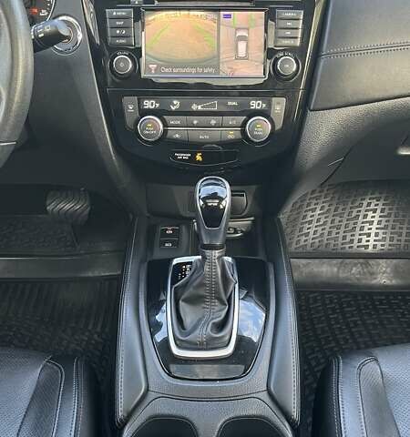 Черный Ниссан Rogue, объемом двигателя 2.49 л и пробегом 96 тыс. км за 16800 $, фото 7 на Automoto.ua