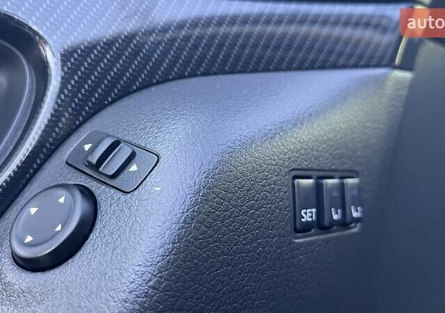 Черный Ниссан Rogue, объемом двигателя 2.49 л и пробегом 96 тыс. км за 16500 $, фото 9 на Automoto.ua