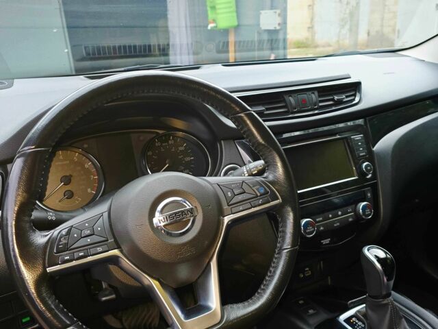 Черный Ниссан Rogue, объемом двигателя 2 л и пробегом 54 тыс. км за 16700 $, фото 7 на Automoto.ua