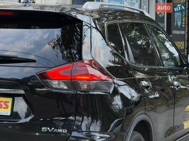 Черный Ниссан Rogue, объемом двигателя 2.49 л и пробегом 143 тыс. км за 17499 $, фото 17 на Automoto.ua