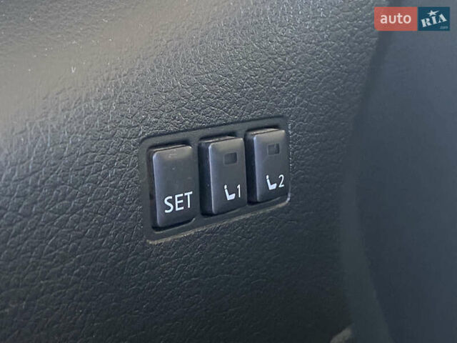 Черный Ниссан Rogue, объемом двигателя 2.49 л и пробегом 112 тыс. км за 16200 $, фото 14 на Automoto.ua