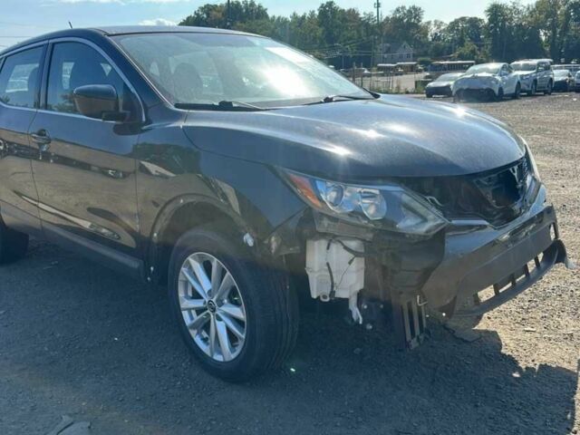 Черный Ниссан Rogue, объемом двигателя 0 л и пробегом 101 тыс. км за 12850 $, фото 1 на Automoto.ua