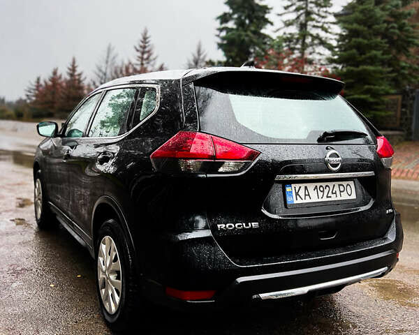 Черный Ниссан Rogue, объемом двигателя 2.49 л и пробегом 135 тыс. км за 15900 $, фото 3 на Automoto.ua