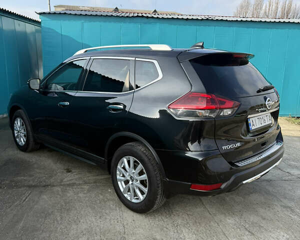 Черный Ниссан Rogue, объемом двигателя 2.49 л и пробегом 76 тыс. км за 15200 $, фото 4 на Automoto.ua