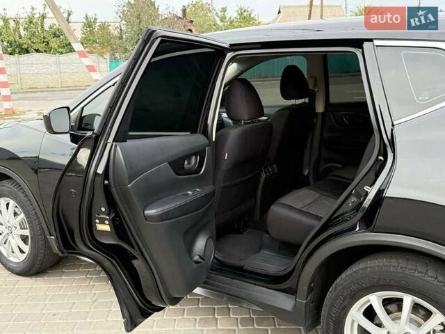 Черный Ниссан Rogue, объемом двигателя 2.49 л и пробегом 129 тыс. км за 13700 $, фото 45 на Automoto.ua