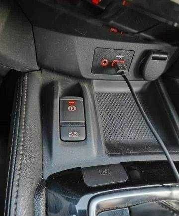 Чорний Ніссан Rogue, об'ємом двигуна 0 л та пробігом 96 тис. км за 19000 $, фото 21 на Automoto.ua