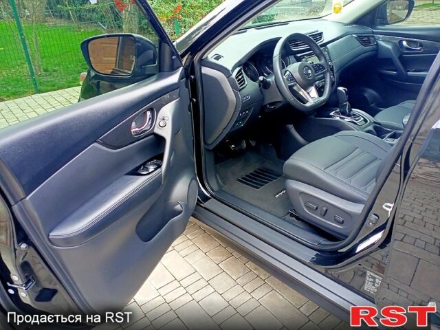 Черный Ниссан Rogue, объемом двигателя 2.5 л и пробегом 114 тыс. км за 16900 $, фото 8 на Automoto.ua