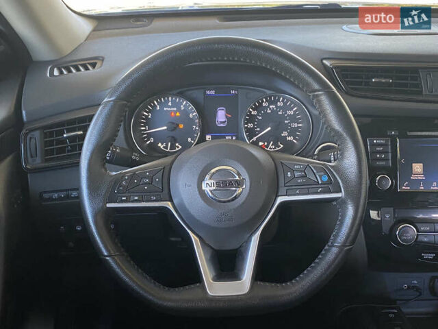 Черный Ниссан Rogue, объемом двигателя 2.49 л и пробегом 112 тыс. км за 16200 $, фото 9 на Automoto.ua