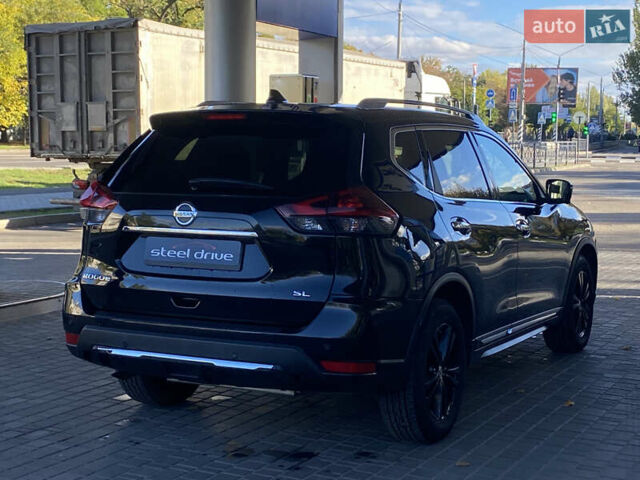 Черный Ниссан Rogue, объемом двигателя 2.49 л и пробегом 112 тыс. км за 16200 $, фото 5 на Automoto.ua