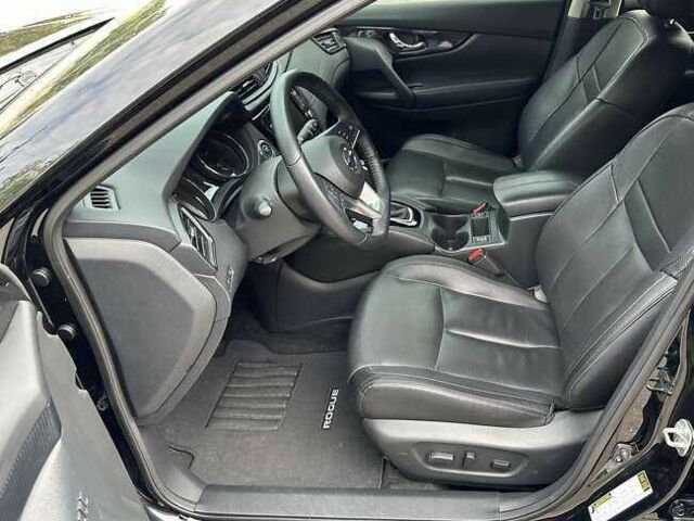 Черный Ниссан Rogue, объемом двигателя 2.5 л и пробегом 64 тыс. км за 13300 $, фото 9 на Automoto.ua