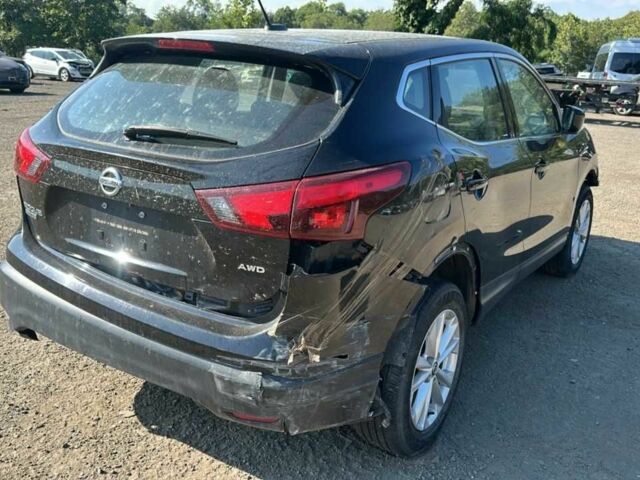 Черный Ниссан Rogue, объемом двигателя 0 л и пробегом 101 тыс. км за 12850 $, фото 2 на Automoto.ua