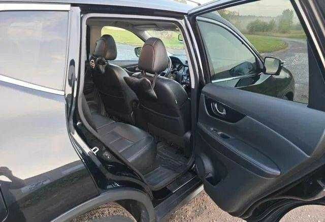 Чорний Ніссан Rogue, об'ємом двигуна 0 л та пробігом 96 тис. км за 19000 $, фото 10 на Automoto.ua